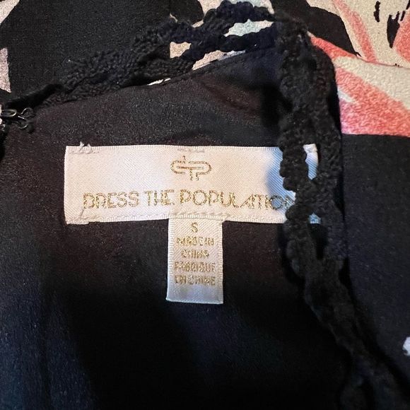 Dress the Population Bijou Floral Plunge Dress - Picture 6 of 13